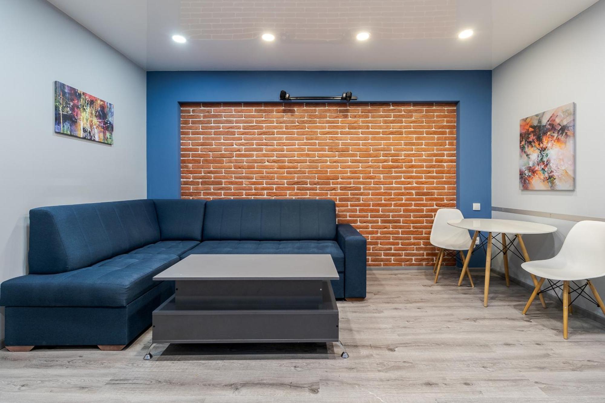 Romantic Panorama Krakivska Street Apartment