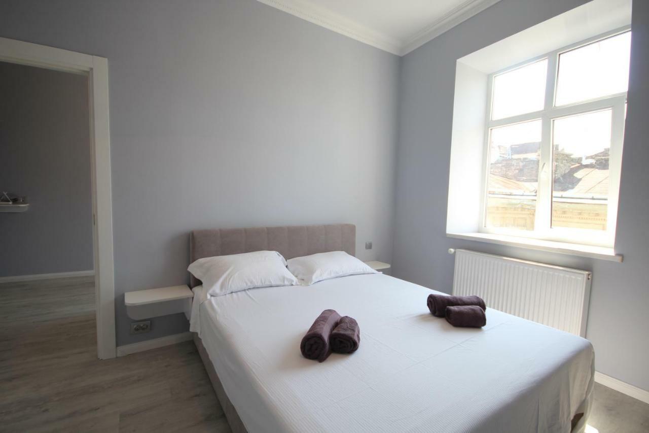 Apartment Romantic Panorama Krakivska Street